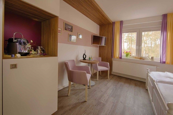 Hotel LandAroma Bed & Breakfast (Bestensee)